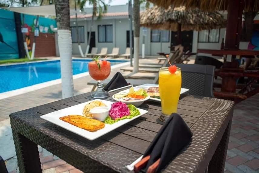Mi Tierra Hotel Y Restaurante San Luis Eksteriør bilde